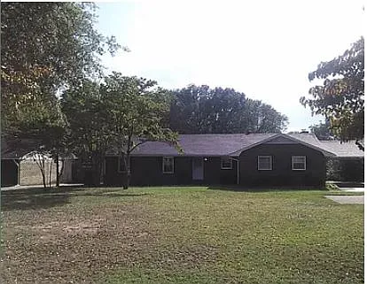 304 Maddox Rd photo 1