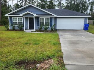 165 Turpentine Cir, Jesup, GA 31545