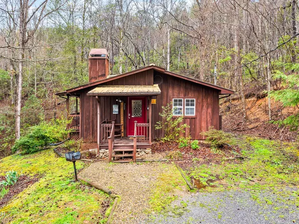 209 Teaberry Ln, Gatlinburg, TN 37738