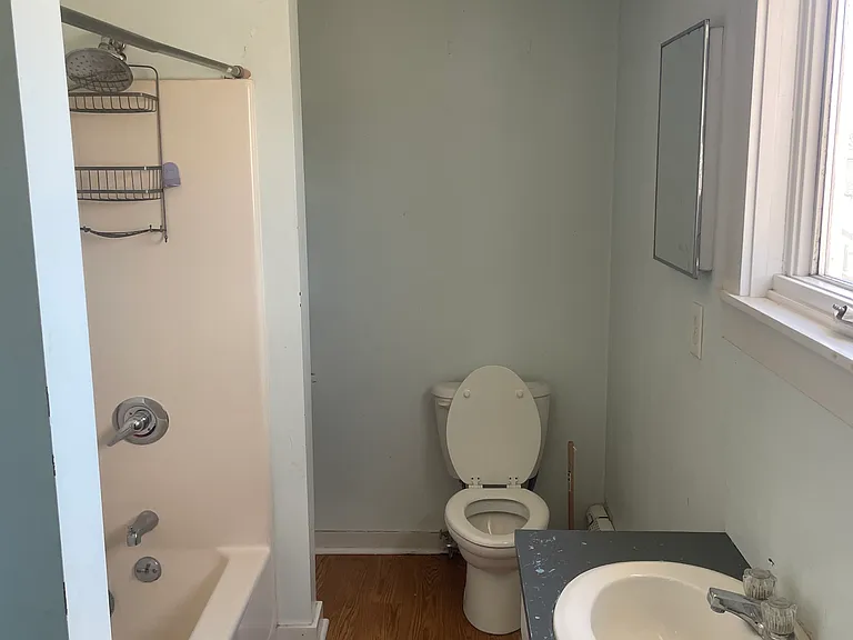 48 Center St #3 — Photo 3
