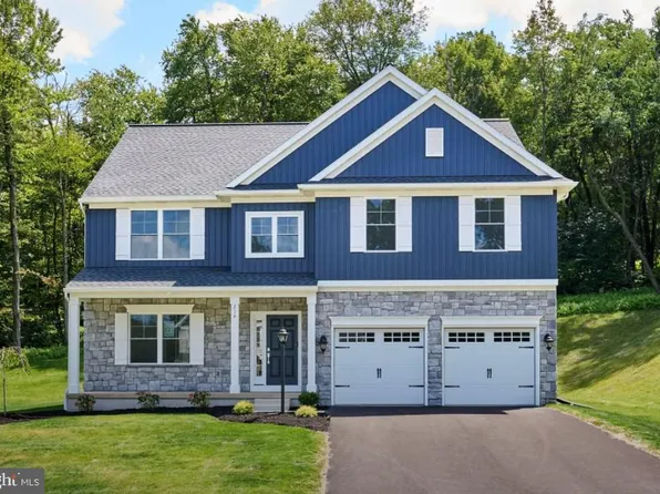 216 Rockville Blvd, Marysville, PA 17053