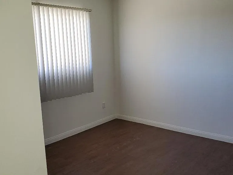 16945 Blackhawk St #6 — Photo 5