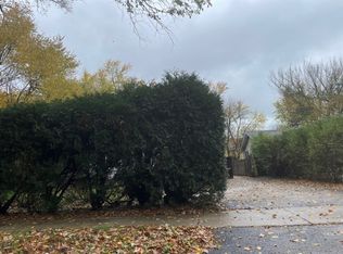 1137 Willow Rd, Winnetka, IL 60093