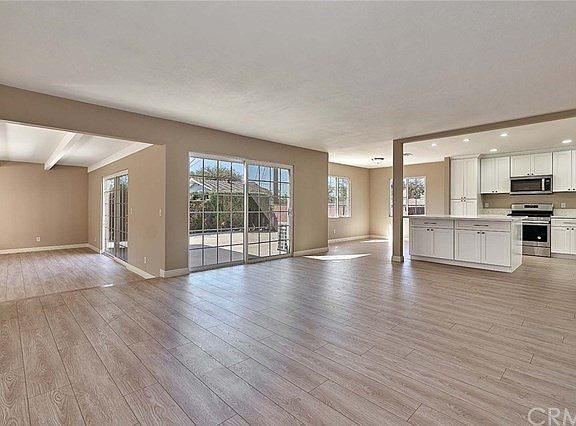 5th image of 14312 Swift Dr