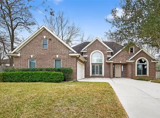 209 April Waters Dr W, Montgomery, TX 77356