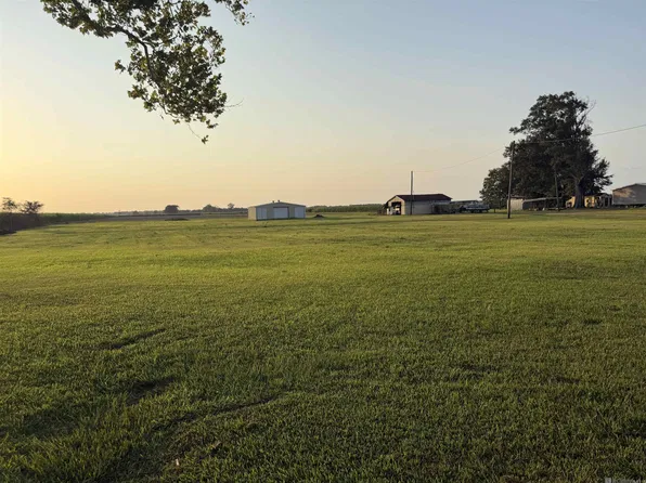 35960 Richland Rd, White Castle, LA 70788