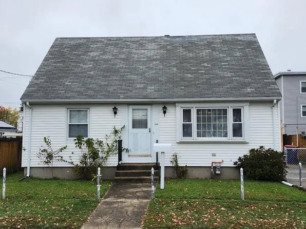 54 Ordway St, Pawtucket, RI 02861