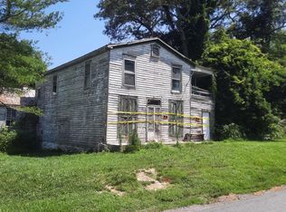 2744 Mansfield Rd, Louisa, VA 23093