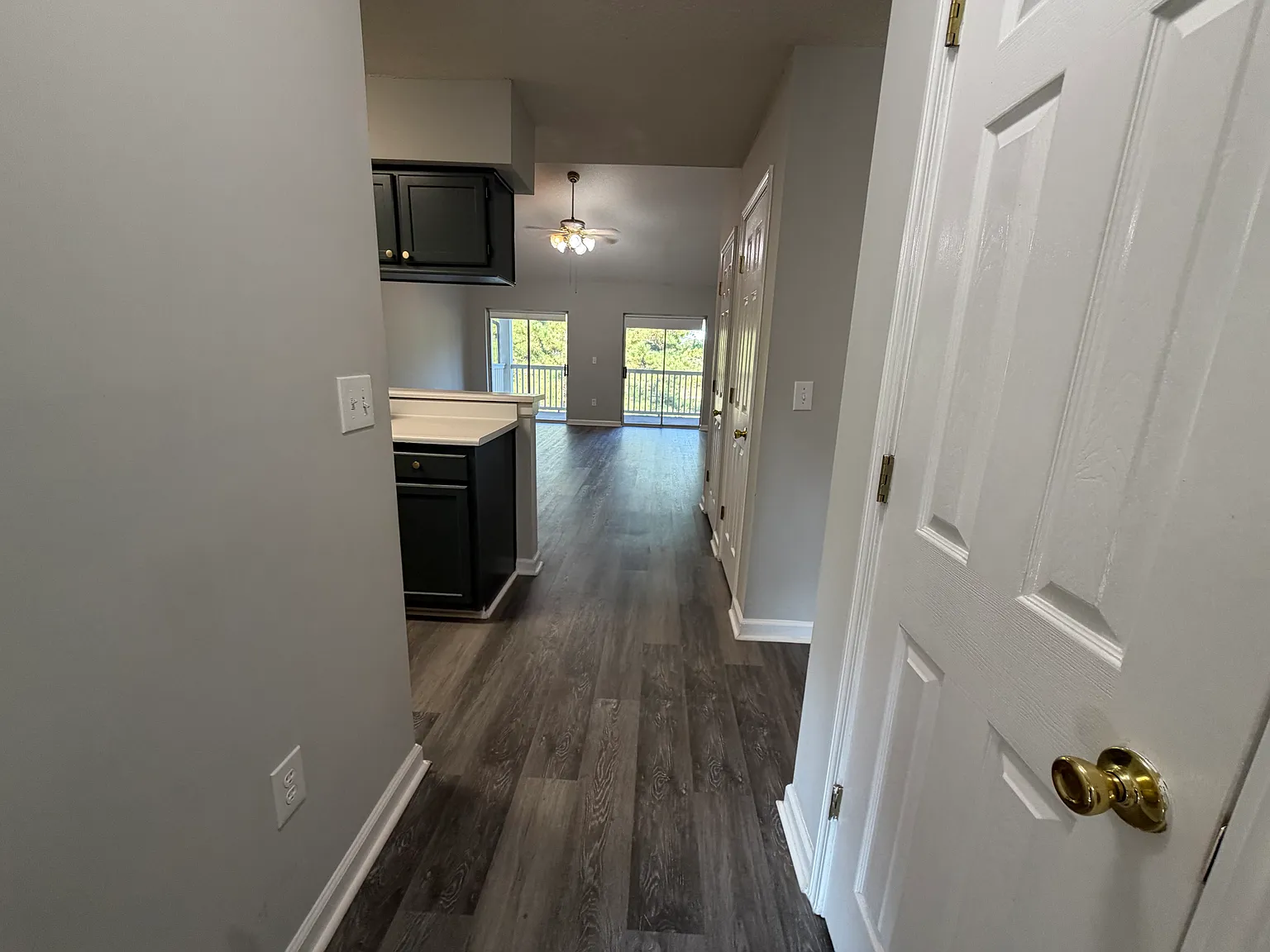 3 bed, 1550 sqft, $1,600 — Photo 3