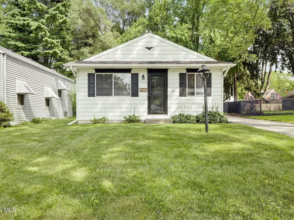 3248 Meadowbrook Ct, Toledo, OH 43606