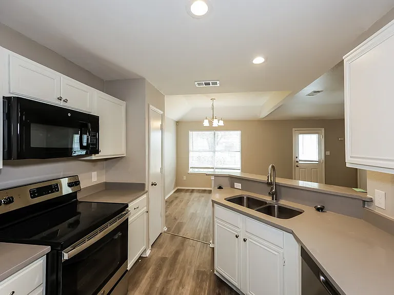 2628 Hidden Springs Dr — Photo 7