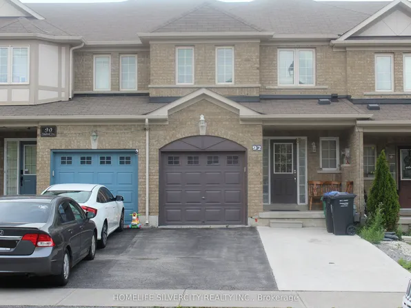 92 Tomabrook Cres, Brampton, ON L6R 0V4