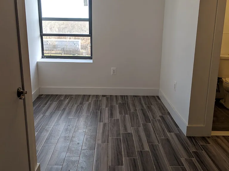500 Garfield Ave #23E — Photo 2