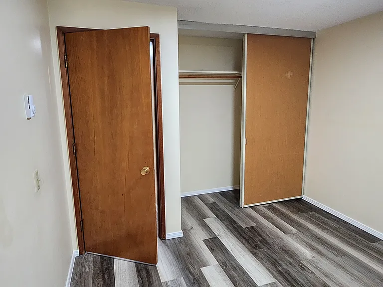 624 W Cedar St #11 — Photo 7