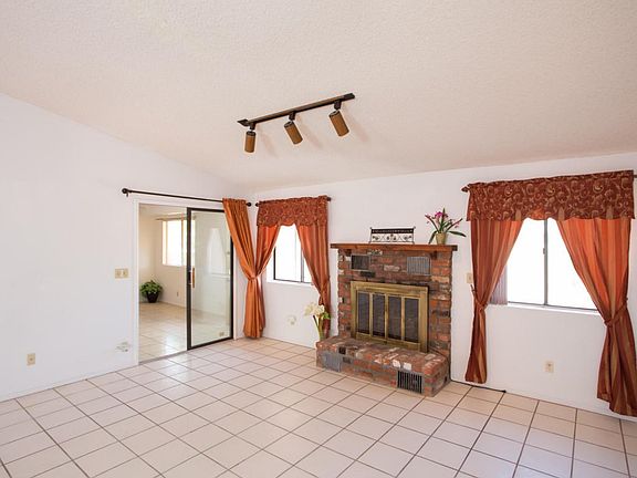 3rd image of 7341 N Las Quintas Dr
