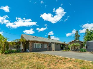 1145 Park Hill Ln, Sutherlin, OR 97479