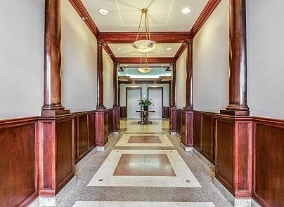 3rd image of 1155 W Armitage Ave APT 605