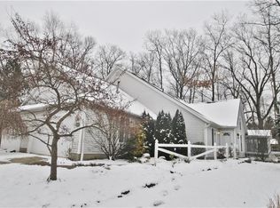 620 Hunters Trl, Akron, OH 44313