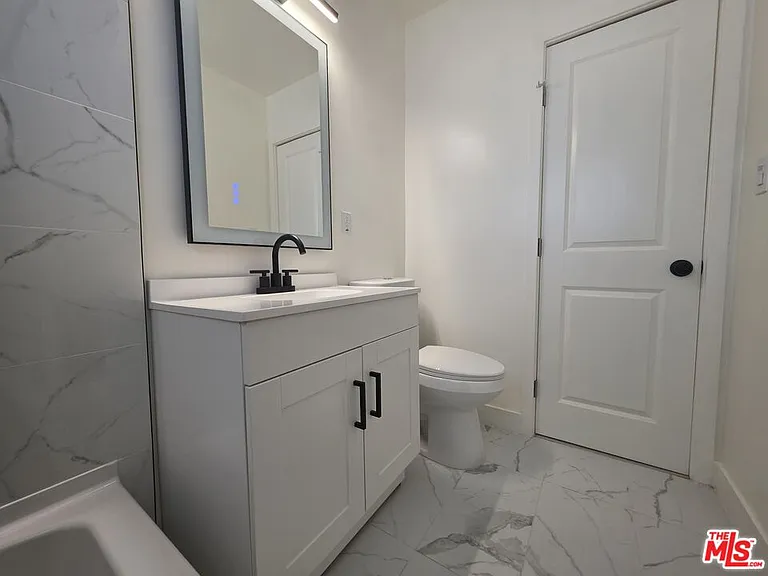 1411 Innes Pl #3 — Photo 14