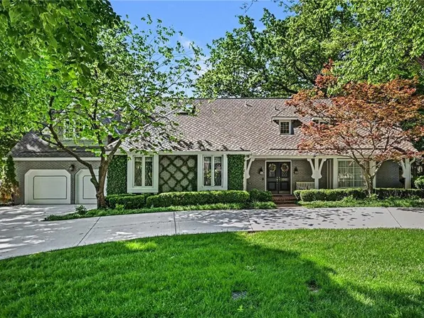 1901 W 69th St, Mission Hills, KS 66208