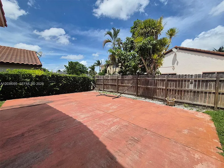 5033 SW 134th Ave — Photo 20