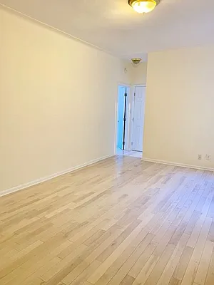 Rented by Newcastle Realty Services | media 20