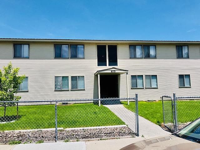 1st image of 675 Garfield St APT 4
