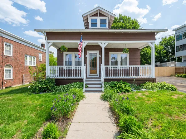 8 Beekman St, Fitchburg, MA 01420