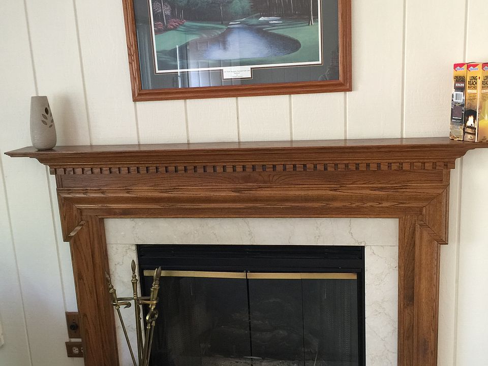 Gas fireplace