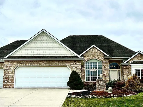 15327 Baroness Pl, Leo, IN 46765