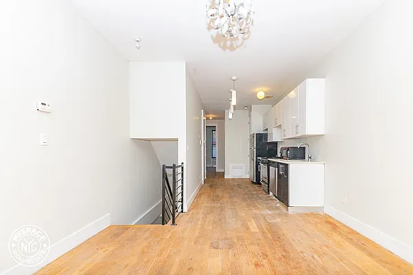 Rented by MySpaceNYC | media 1