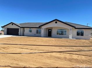 9353 Yucca St, Apple Valley, CA 92308