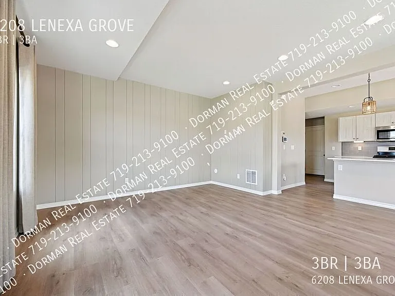 6208 Lenexa Grv — Photo 3
