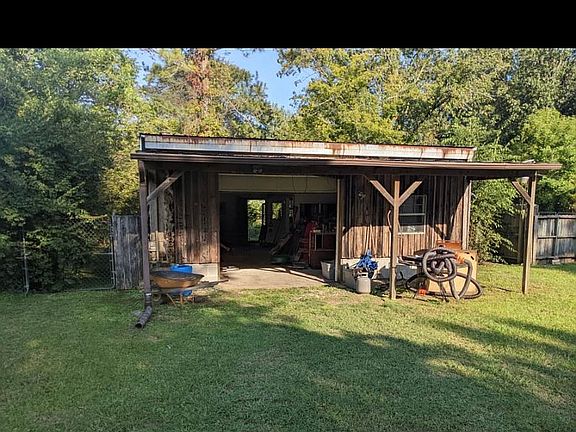 5th image of 110 Old Lakeview Dr