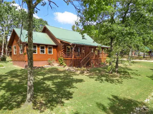 634 Cedar Ln, Lead Hill, AR 72644