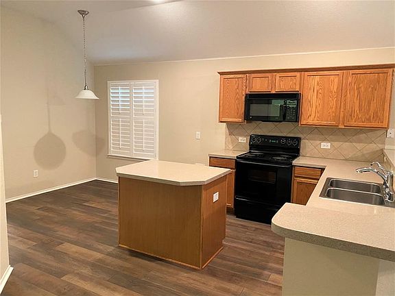5th image of 4901 Escambia Ter