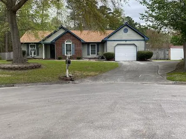 102 Beacon Hill Court, Jacksonville, NC 28540