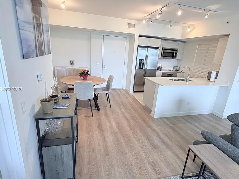 4250 Biscayne Blvd #1617 — Photo 2