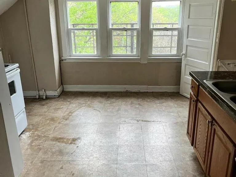 2657 Highland Ave #3 — Photo 5