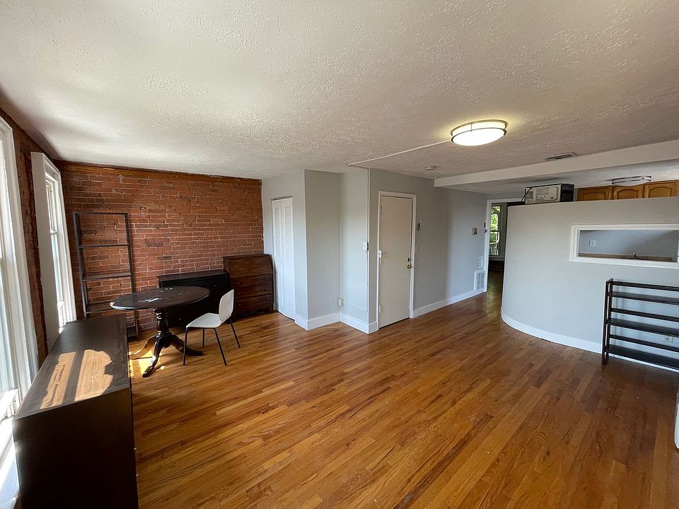 1st image of 11-17 Clark St #4