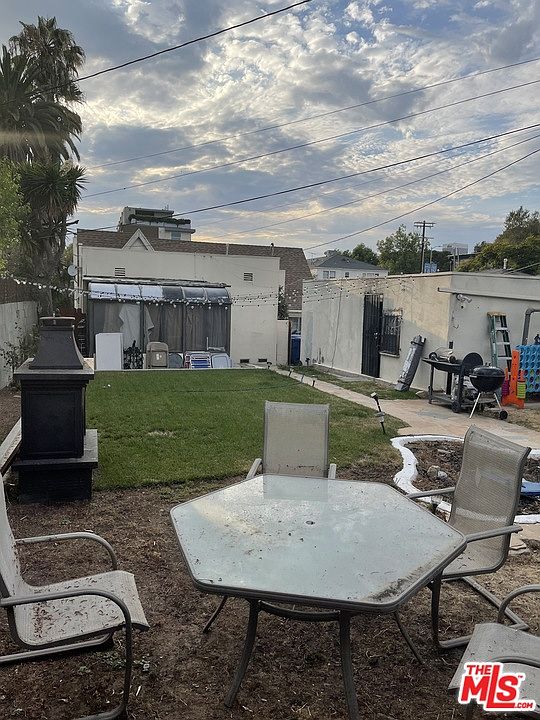2nd image of 1212 S Dunsmuir Ave