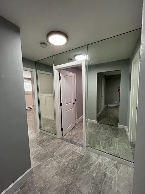 1 bed, 470 sqft, $2,000 — Photo 3