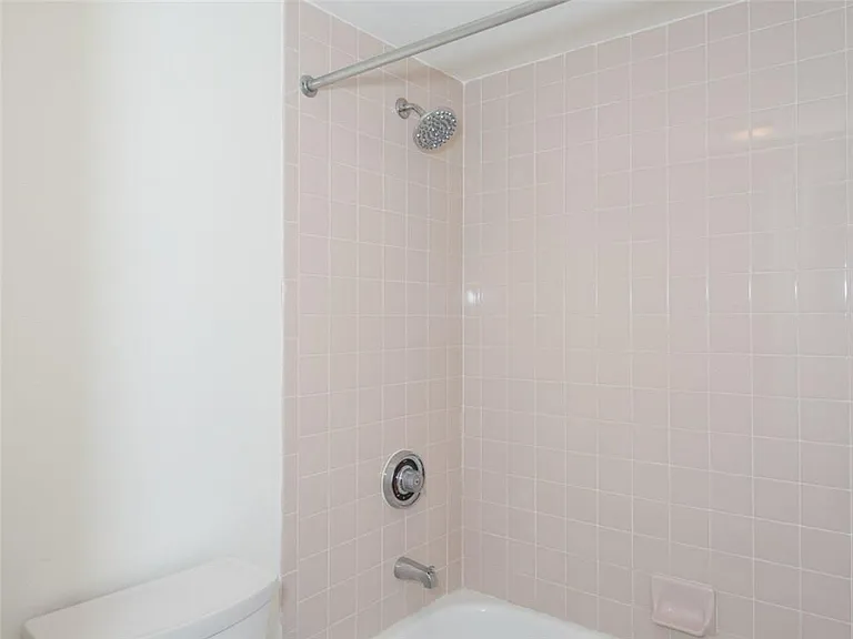 199 14th St NE #205 — Photo 14