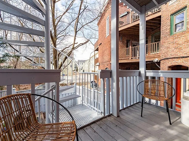 72 Fairmont St #2 — Photo 13