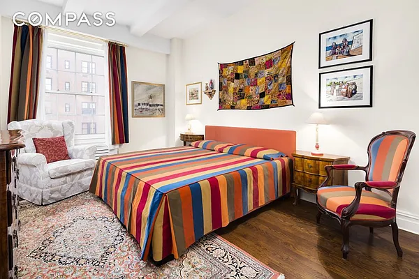 Sold by Compass | media 4