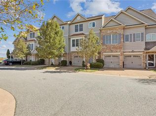 757 Charthouse Cir, Hampton, VA 23664