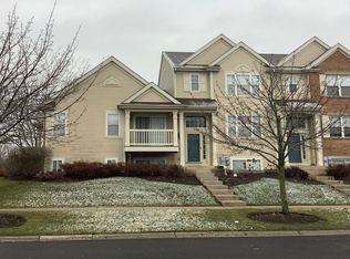 893 Clover Ln, Hampshire, IL 60140