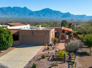 937 W Desert Hills Dr, Green Valley, AZ 85622