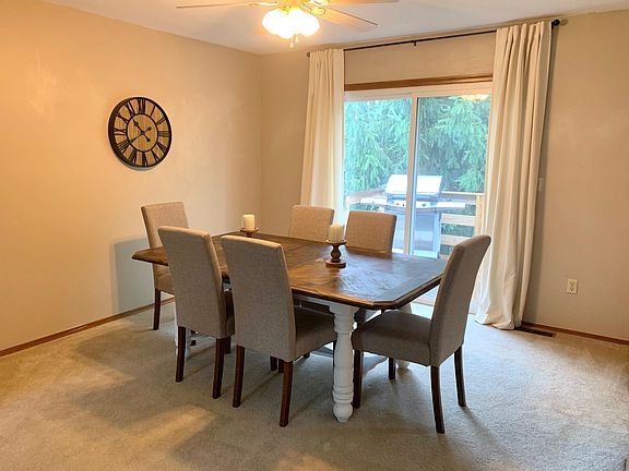 3rd image of 4503 N Deer Park Dr