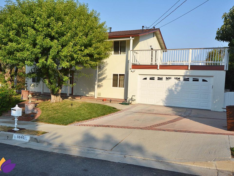 1st image of 8640 Farralone Ave